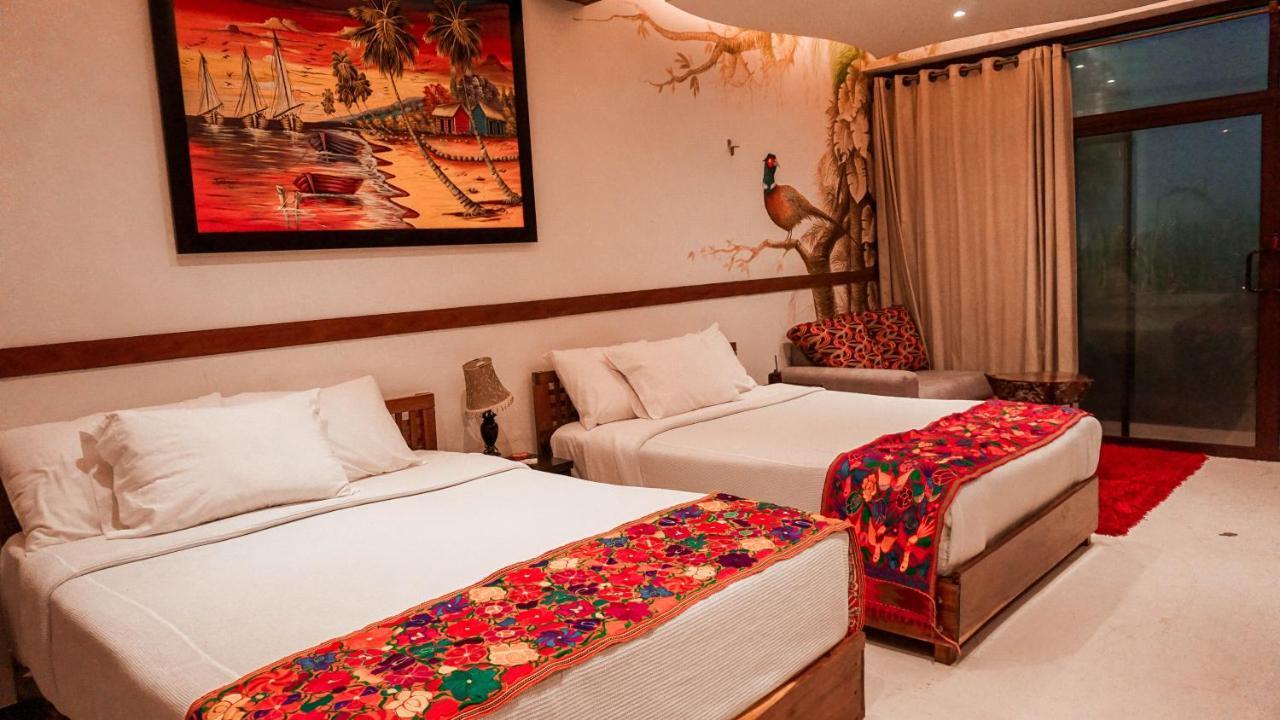 Hotel "Ala Residencias" Chetumal Esterno foto