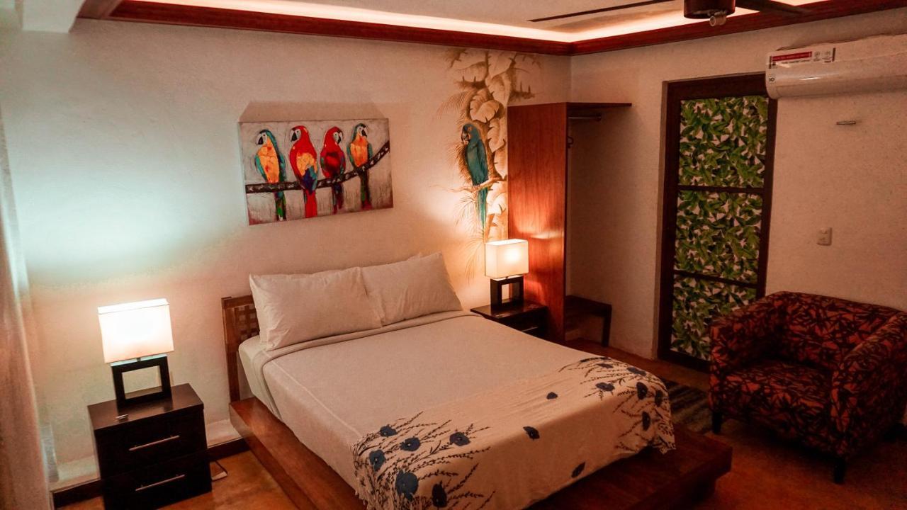 Hotel "Ala Residencias" Chetumal Esterno foto